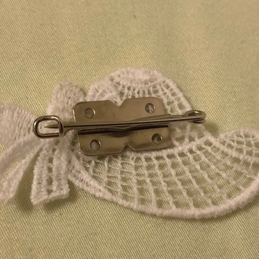VINTAGE CROCHET HAT BROOCH PIN JOIE d' offrir - Picture 4 of 8